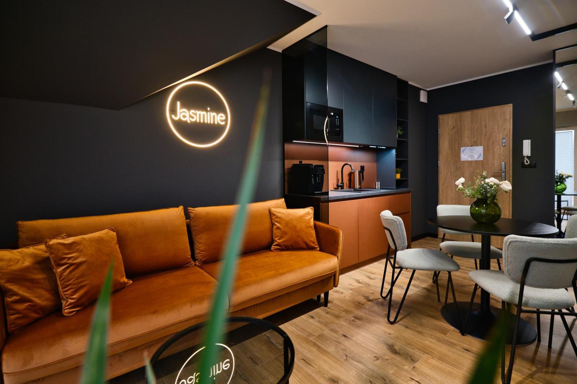 Jasmine By Housine Aparthotel Zator Exteriör bild