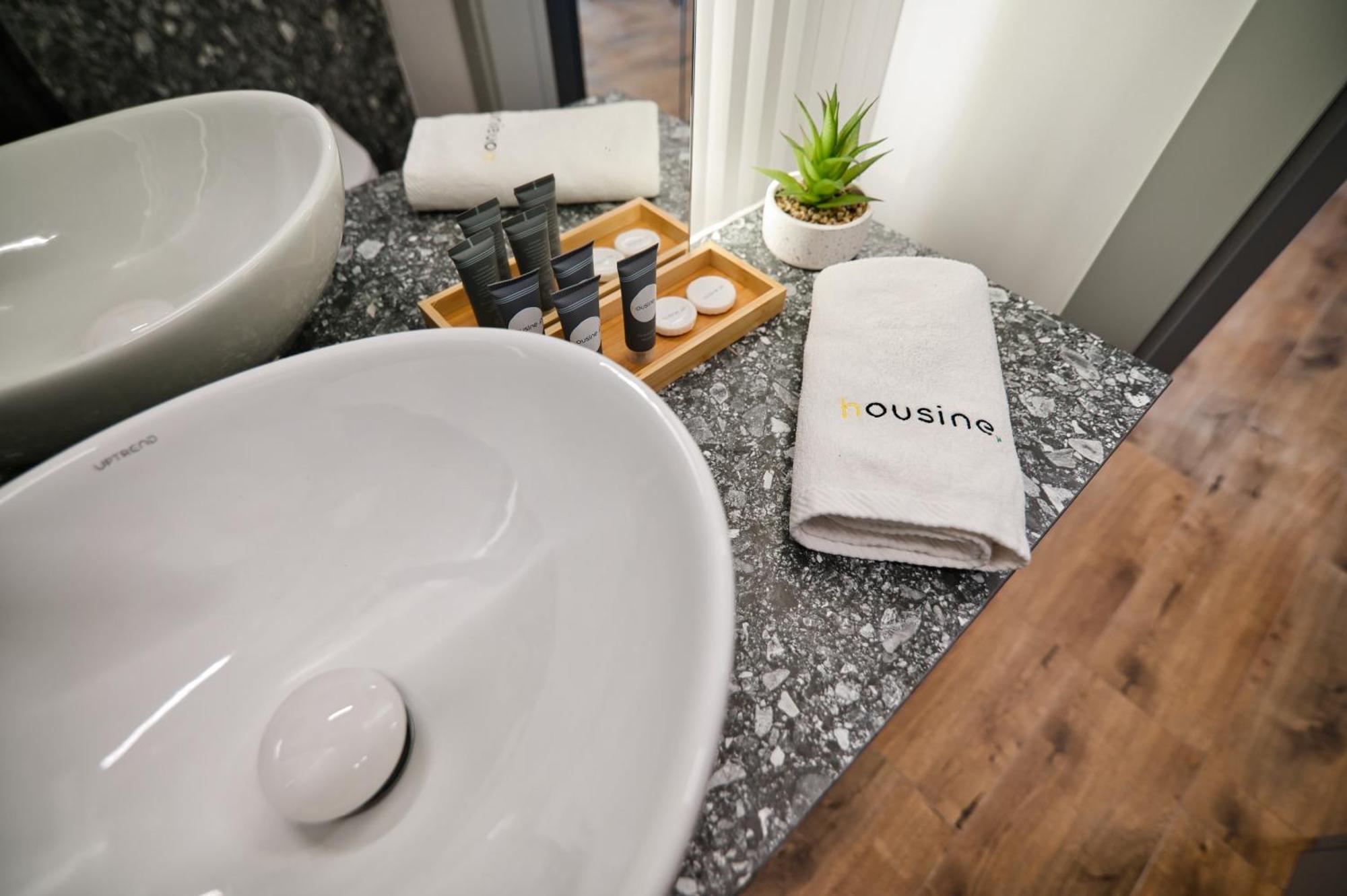 Jasmine By Housine Aparthotel Zator Exteriör bild